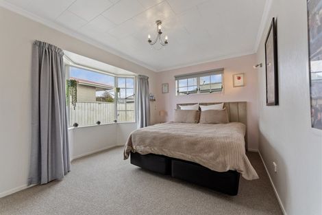 Photo of property in 30 Kent Street, Levin, 5510