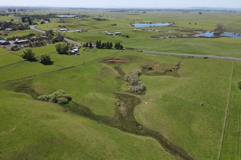 Photo of property in 816 Tuhikaramea Road, Ngahinapouri, Hamilton, 3290