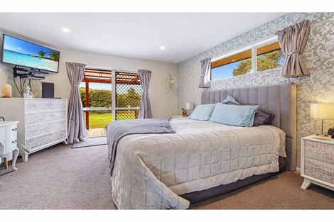 Photo of property in 2 Cobden Place, Woodend, 7610