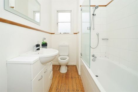 Photo of property in 27 Bledisloe Terrace, Hamilton East, Hamilton, 3216