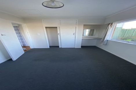 Photo of property in 4 Trojan Crescent, New Lynn, Auckland, 0600