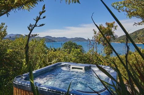 Photo of property in 311 Port Underwood Road, Whatamango Bay, Picton, 7281