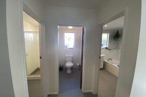 Photo of property in 193 Broderick Road, Johnsonville, Wellington, 6037