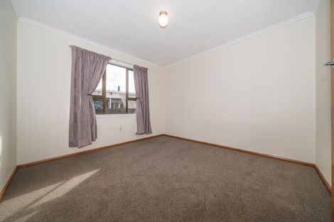 Photo of property in 1 Austin Place, Awapuni, Palmerston North, 4412