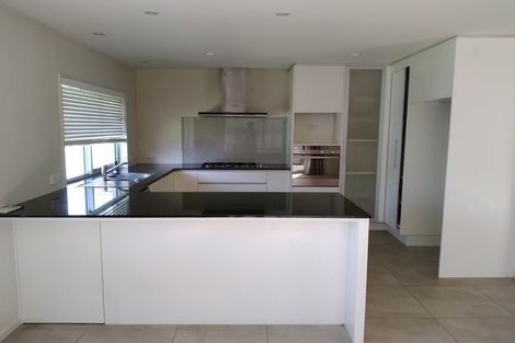 Photo of property in 7 Pickaberry Avenue, Karaka, Papakura, 2113