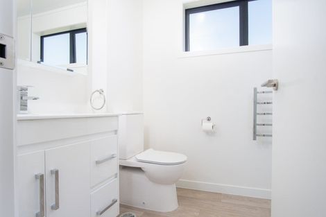 Photo of property in 4/3 Rimu Road, Mangere Bridge, Auckland, 2022