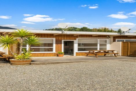 Photo of property in 5/209 Waikawa Road, Waikawa, Picton, 7220