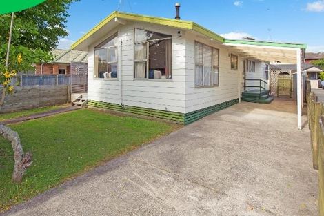 Photo of property in 1/34 Elizabeth Street, Orewa, 0931