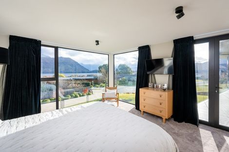 Photo of property in 3 Westview Road, Wanaka, 9305