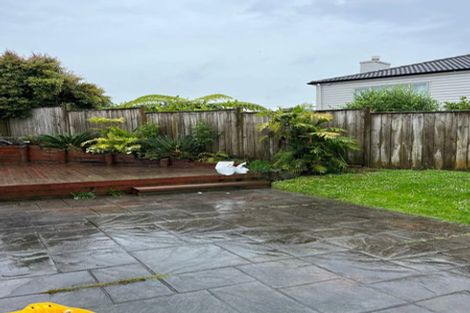 Photo of property in 11 Rosses Place, Pinehill, Auckland, 0632