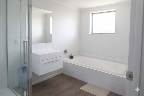 Photo of property in 16 Clanfield Way, Rolleston, 7615