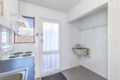 Photo of property in 72 Hokio Beach Road, Levin, 5510