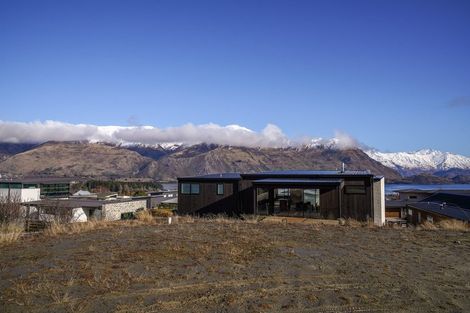 Photo of property in 16 Platinum Ridge, Wanaka, 9305