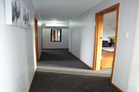 Photo of property in 15 Moore Street, Milton, 9220