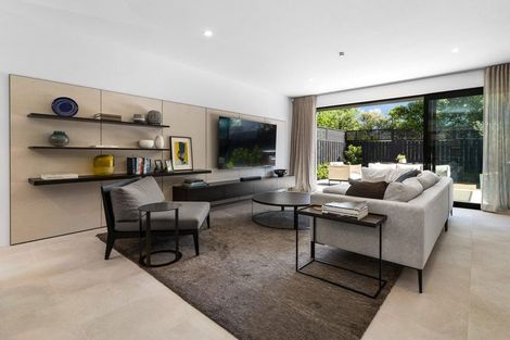 Photo of property in 9 Hewitts Road, Merivale, Christchurch, 8014