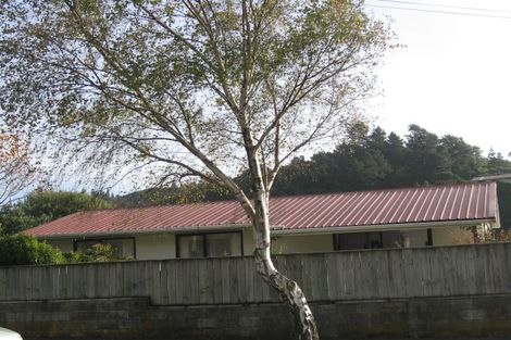 Photo of property in 2/384 Stokes Valley, Stokes Valley, Lower Hutt, 5019