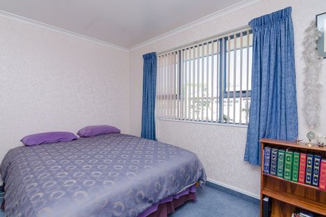 Photo of property in 32 Richmond Road, Carterton, 5713