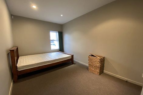Photo of property in 2/41 Home Street, Mount Victoria, Wellington, 6011