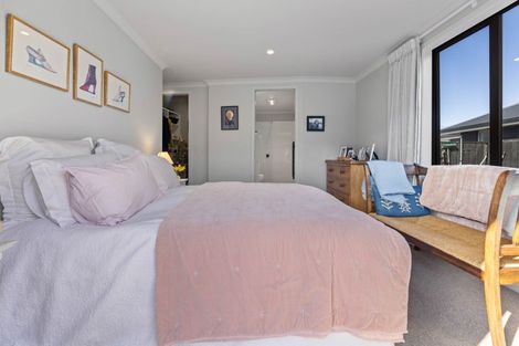 Photo of property in 15 Noumea Drive, Rangatira Park, Taupo, 3330