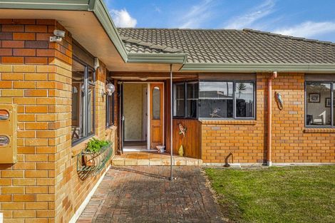 Photo of property in 4 Wiseley Road, Hobsonville, Auckland, 0618