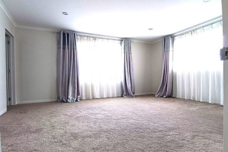 Photo of property in 73 Rosewell Crescent, Flat Bush, Auckland, 2019