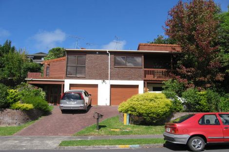 Photo of property in 12 Tiri View Place, Waiake, Auckland, 0630