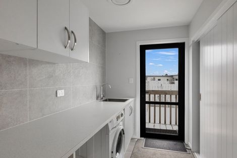 Photo of property in 14 Bentham Street, Westport, 7825