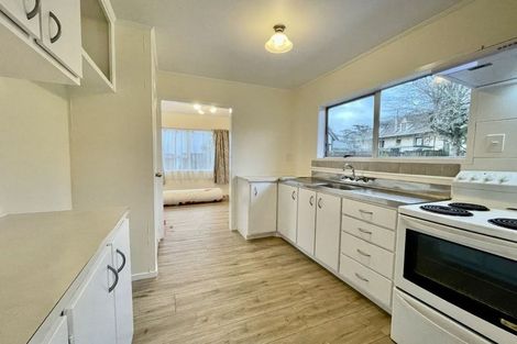 Photo of property in 36 Goodwood Drive, Goodwood Heights, Auckland, 2105