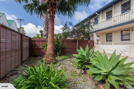 Photo of property in 4/69a Landscape Road, Mount Eden, Auckland, 1024