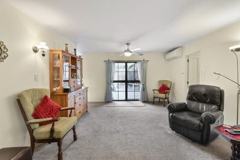 Photo of property in 7 Wilencote Place, Pahurehure, Papakura, 2113