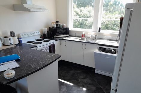 Photo of property in 63 Earls Road, Saint Clair, Dunedin, 9012