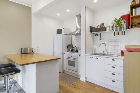 Photo of property in 80 Queen Street, North Dunedin, Dunedin, 9016