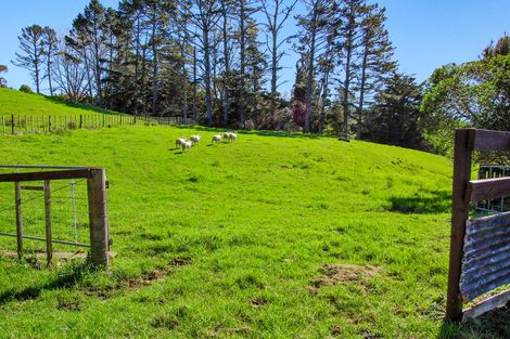 Photo of property in 82 Settlement Road, Kaiwaka, 0573