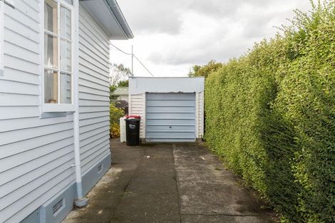 Photo of property in 10 Alexandra Street, Dannevirke, 4930