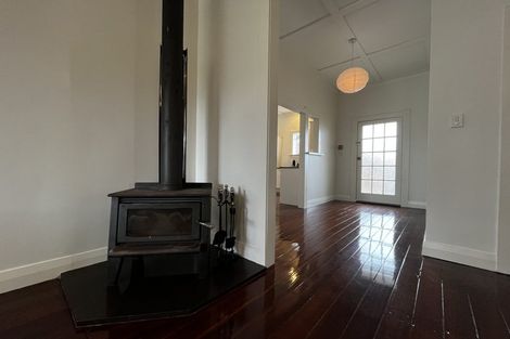 Photo of property in 11 Norwood Road, Bayswater, Auckland, 0622