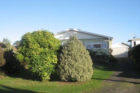 Photo of property in 11 Miro Road, Raumati South, Paraparaumu, 5032