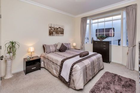 Photo of property in 2 O'farrell Drive, One Tree Point, 0118