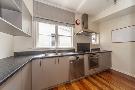 Photo of property in 18 Aurora Street, Petone, Lower Hutt, 5012