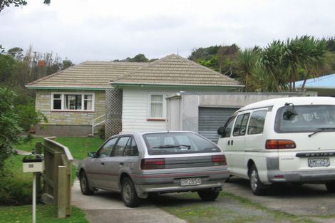 Photo of property in 39 Collins Avenue, Tawa, Wellington, 5028