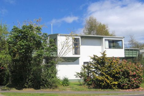 Photo of property in 2/27 Hawai Street, Two Mile Bay, Taupo, 3330