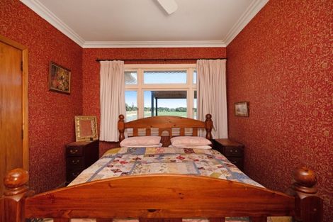 Photo of property in 766 State Highway 1, Manakau, Levin, 5573