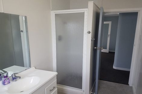 Photo of property in 69 Govett Avenue, Frankleigh Park, New Plymouth, 4310