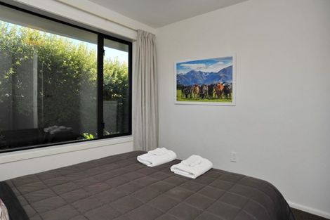 Photo of property in 402 Ilam Road, Bryndwr, Christchurch, 8053