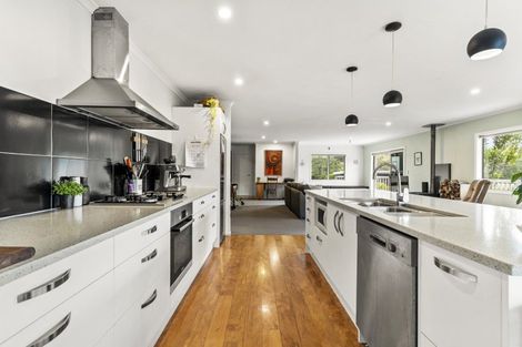 Photo of property in 127 Te Tutu Street, Whangamata, 3691