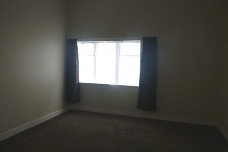 Photo of property in 2a Henry Street, Ebdentown, Upper Hutt, 5018