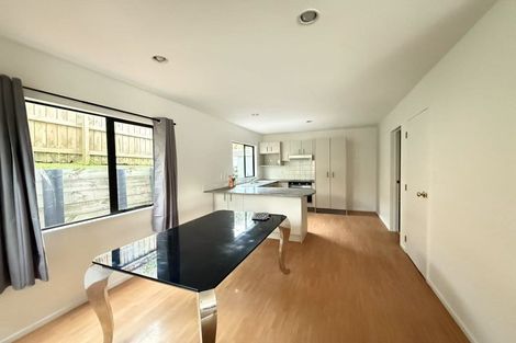 Photo of property in 3/3 Roanoke Way, Albany, Auckland, 0632