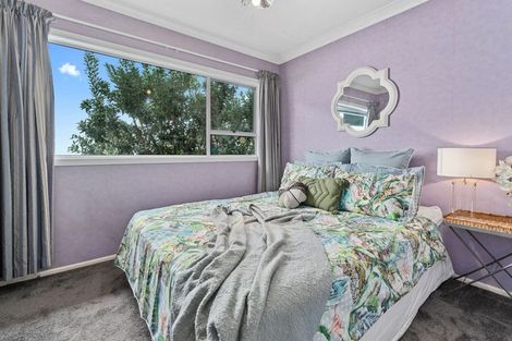 Photo of property in 11a Mizpah Road, Waiake, Auckland, 0630