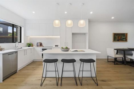 Photo of property in 53b Eversleigh Road, Belmont, Auckland, 0622