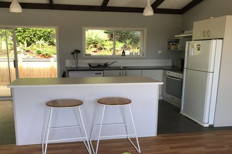 Photo of property in 1/61 Glamorgan Drive, Torbay, Auckland, 0630