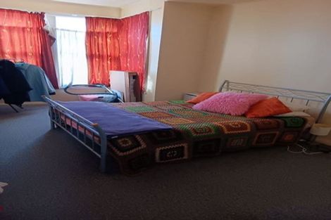 Photo of property in 210 Rintoul Street, Berhampore, Wellington, 6023